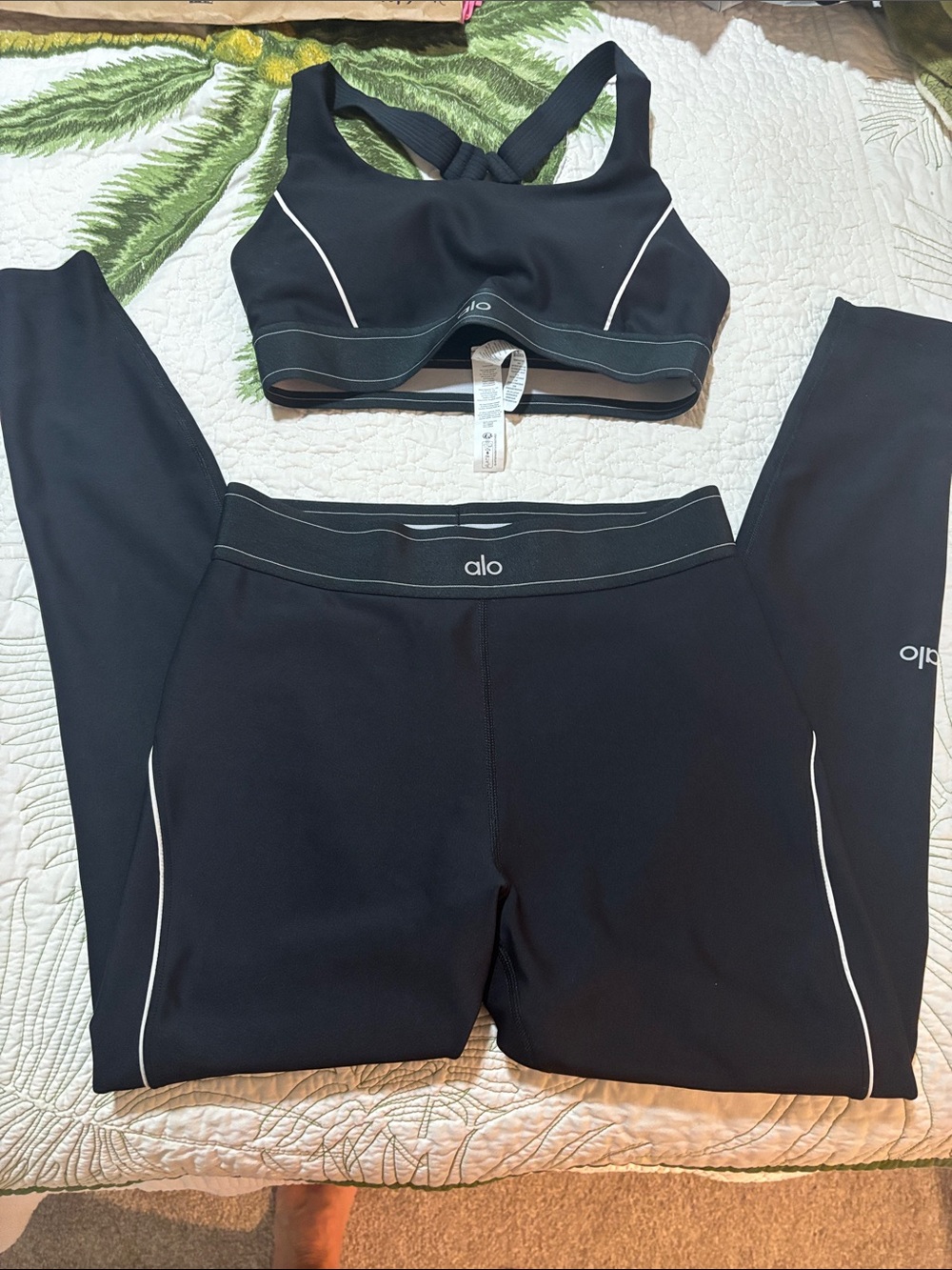 ALO Yoga Black High-Rise Leggings with Matching Sports Bra